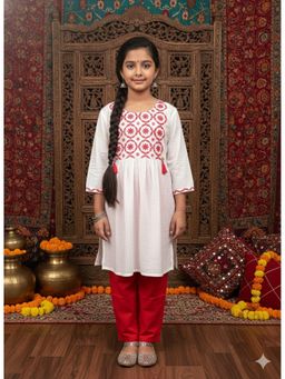 Aarika - White Embroidery Cotton Blend Kurta