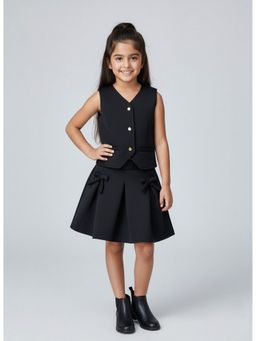 The Magic Wand - Black Top and Pleated Skirt with Bow Applique