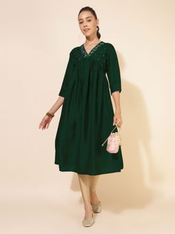 Janasya - Womens Dark Green Silk Blend Yoke Floral Embroidered A-Line Kurta