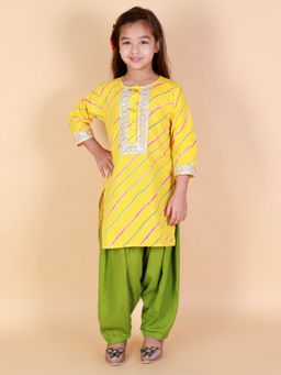 KID1 - Leheriya Print Kurti Salwar Suit-yellow/green (Set of 2)
