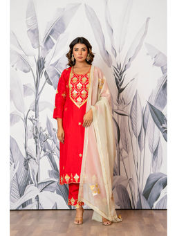 Yuvrani Jaipur - Red Gota Kurta with Pant and Dupatta