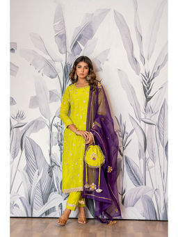 Yuvrani Jaipur - Green Hand Embroidered Kurta with Pant, Dupatta and Potli