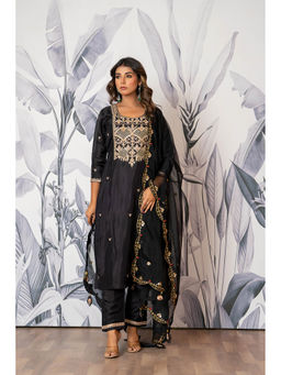 Yuvrani Jaipur - Black Hand Embroidered Kurta with Pant and Dupatta