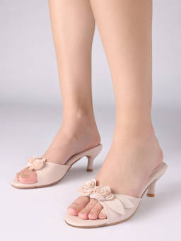 RSVP by Nykaa Fashion - Cream Floral Round Toe Slip On Kitten Heels For Women