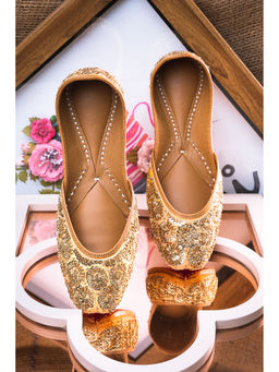 NR by Nidhi Rathi - Embellished Leather Ethnic Beige Juttis