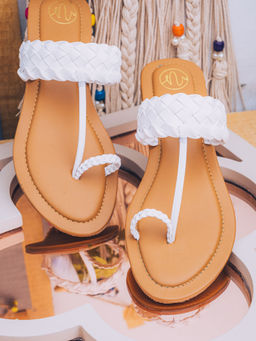 NR by Nidhi Rathi - Women White Textured One Toe Flats