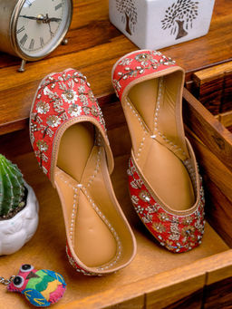 NR by Nidhi Rathi - Women Red Hand embroidered and Embellished Juttis