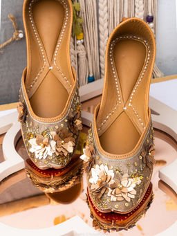 NR by Nidhi Rathi - Women Gold-Toned Embellished Leather Ethnic Juttis