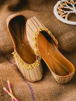 NR by Nidhi Rathi - Gold Ethnic Embellished Sustainable Juttis