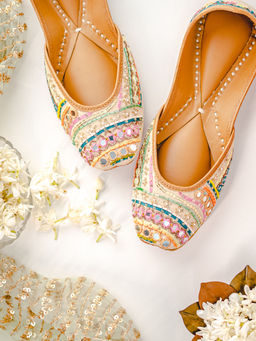 NR by Nidhi Rathi - Embellished Ethnic Cream Juttis