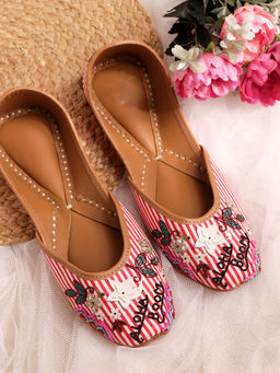 NR by Nidhi Rathi - Embellished Ethnic Pink Juttis