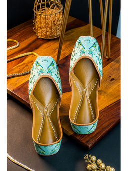 NR by Nidhi Rathi - Floral Printed Turquoise Juttis