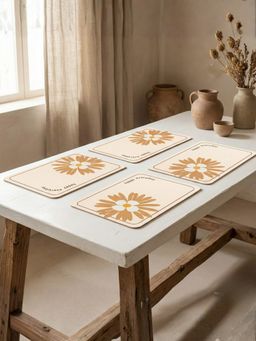 YELONA - Ivory White Daisy Floral PU Leather Table Mats (Pack of 4) (4 Seater)