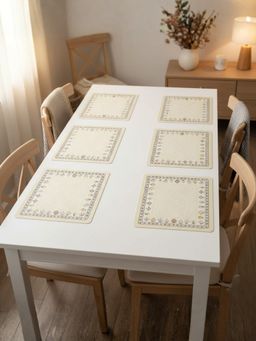 YELONA - Cream Vintage Floral PU Leather Table Mats (Pack of 6) (6 Seater)