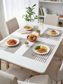 YELONA - Beige Heat Resistant PVC Dining Table Mats (Pack of 4) (4 Seater)