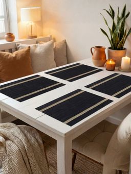 YELONA - Black Heat Resistant PVC Dining Table Mats (Pack of 4) (4 Seater)