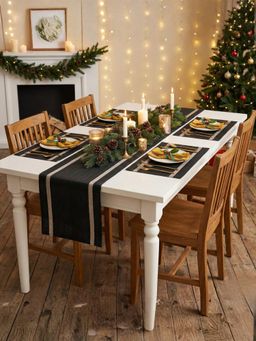 YELONA - Black Heat Resistant Vinyl Table Mats & Runner Set (4 Seater)