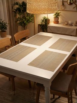 YELONA - Peanut Beige Heat Resistant PVC Dining Table Mats (Pack of 4) (4 Seater)