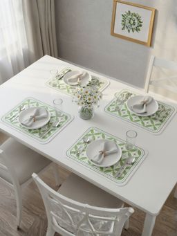 YELONA - Green Floral PU Leather Table Mats (Pack of 4) (4 Seater)
