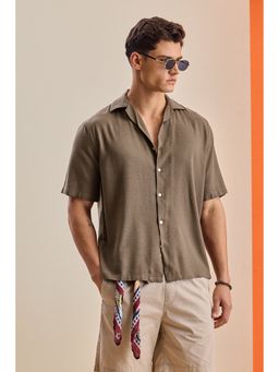 Snitch - Men Brown Solid Boxy Fit Casual Shirt