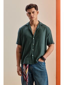 Snitch - Men Green Solid Boxy Fit Casual Shirt