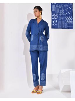 WE'AVE BY SHUBHKARI - Womens Navy Blue Floral Cordelia Co-Ord Set