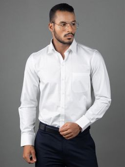 Louis Stitch - Men's Textured White Formal Shirt