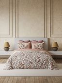 Pink color option, Currently selected