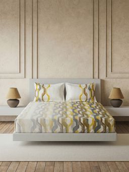Ddecor Live Beautiful - Pure Cotton 145Tc Geometric Yellow Fitted Bedsheet with 2 Pillow Covers (King)