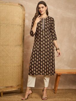 CHETI - Women Rayon Kurta