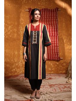 Shivani Bhargava - Black Cotton Stripes 3/4th Kurta with Pant (Set of 2)