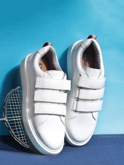 Bata - Men White Velcro Sneakers