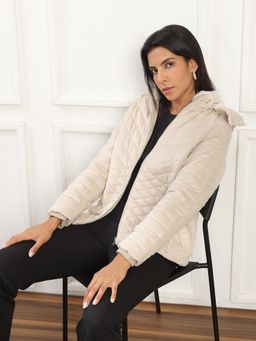 Globus - Women Cream Insulator Puffer Jacket With Detachable Soft Functional Hood