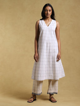 Ritu Kumar - White Checkered Kurta with Palazzo (Set of 2)