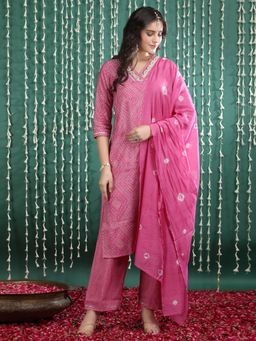 Bani Women - Pink Bandhani Printed Kurta And Pant With Dupatta