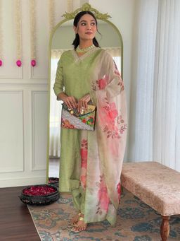 MEENA BAZAAR - Printed Green Kurta with Pant and Dupatta
