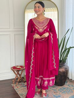 MEENA BAZAAR - Embroidered Pink Kurta with Pant and Dupatta