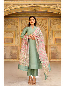 ASRUMO - Green Embellished Work Chanderi Straight Kurta with Pant and Dupatta (Set of 3)