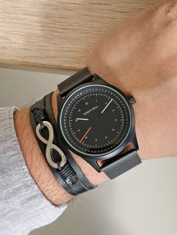 Joker and Witch - Joker & Witch Magnus All Black Mens Watch with Bracelet Stack - JWMBS44 (M)