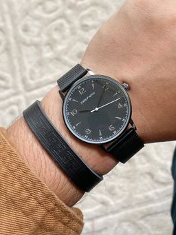 Joker and Witch - Joker & Witch Chase All Black Mens Watch with Bracelet Stack - JWMBS49 (M)