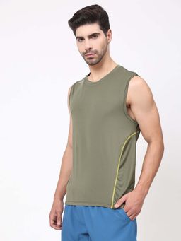 Dida - Men Olive Round Neck Regular Fit T-Shirt