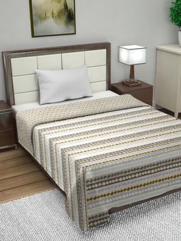 FABINALIV - Multi-Color Striped Reversible Mild Winter Micro Fiber Single Bed Comforter (Single)