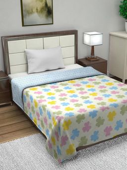 FABINALIV - Multi-Color Floral Reversible Mild Winter Micro Fiber Single Bed Comforter (Single)