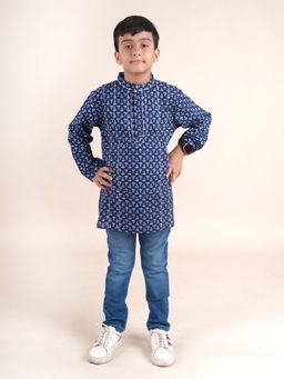KiddoPanti - Boys Navy Blue Printed Short Kurta and Denim Jeans (Set of 2)