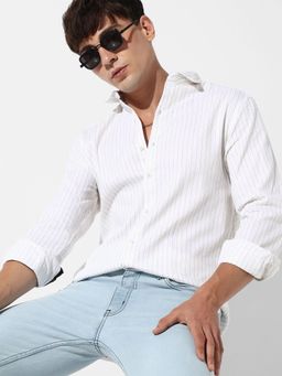 Campus Sutra - Mens White Chalk Stripe Button Up Shirt