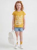 Yellow color option, Currently selected