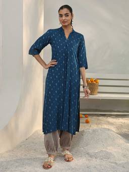 Libas - Teal Mandarin Neck Printed Kurta