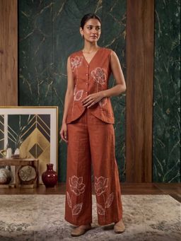 Autumnlane - Brown V-Neck Embroidered Co-ord Set