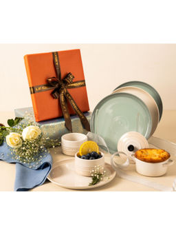 Le Creuset - Multi-Color 7 Pcs Breakfast Set