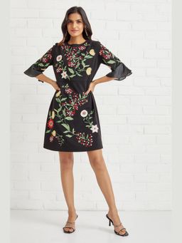 BOHO-CHIC By Sukriti Jain - Black Classic Dainty Embroidered Shift Dress